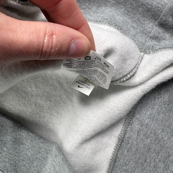 Nike Sweatshirt Mens XL Gray Crew Neck Just Do It Spell Out Graphic Pullover NEW - Picture 7 of 9